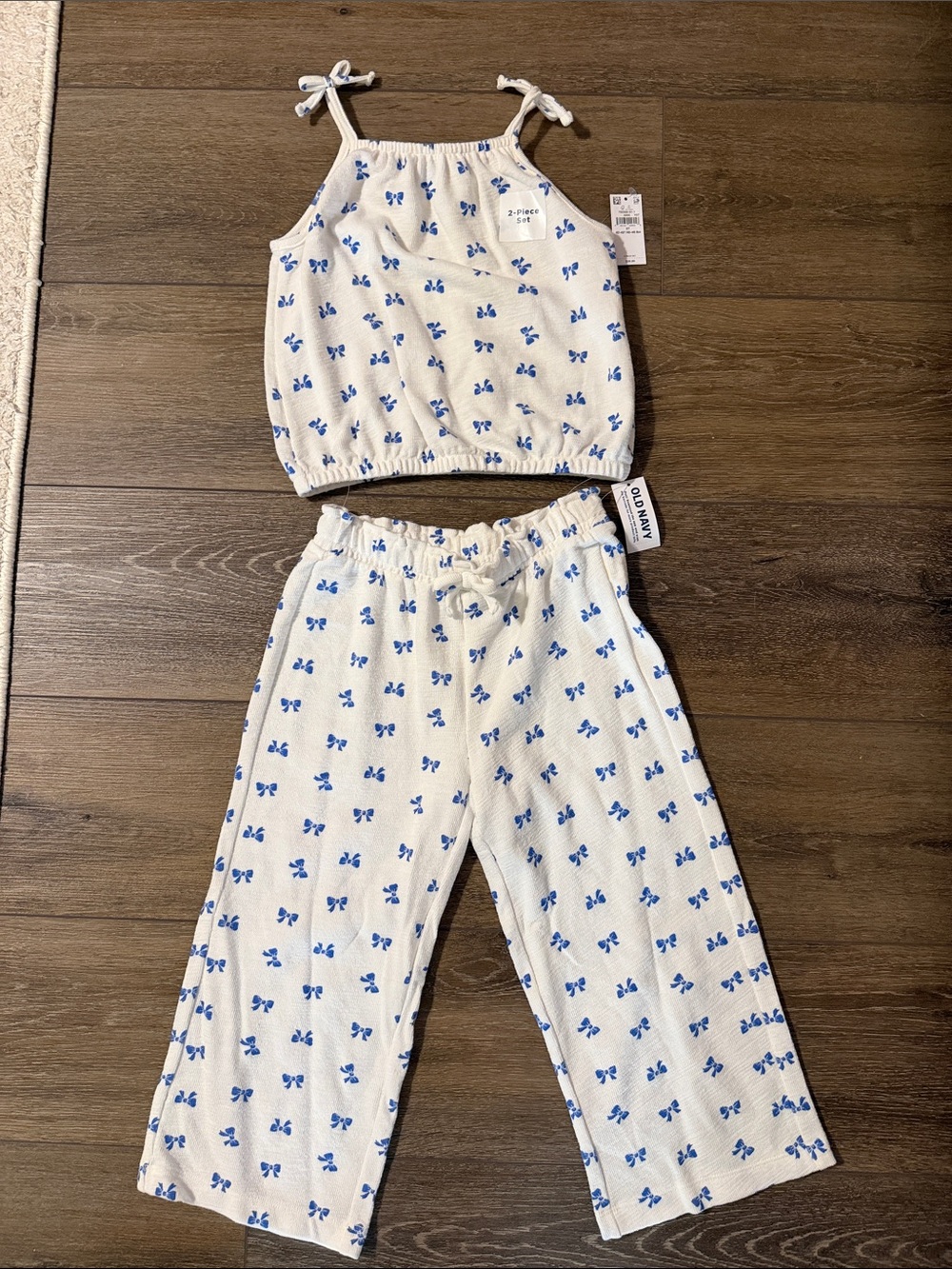 Old Navy White Top & Pants Set with Blue Bow Print - 5T